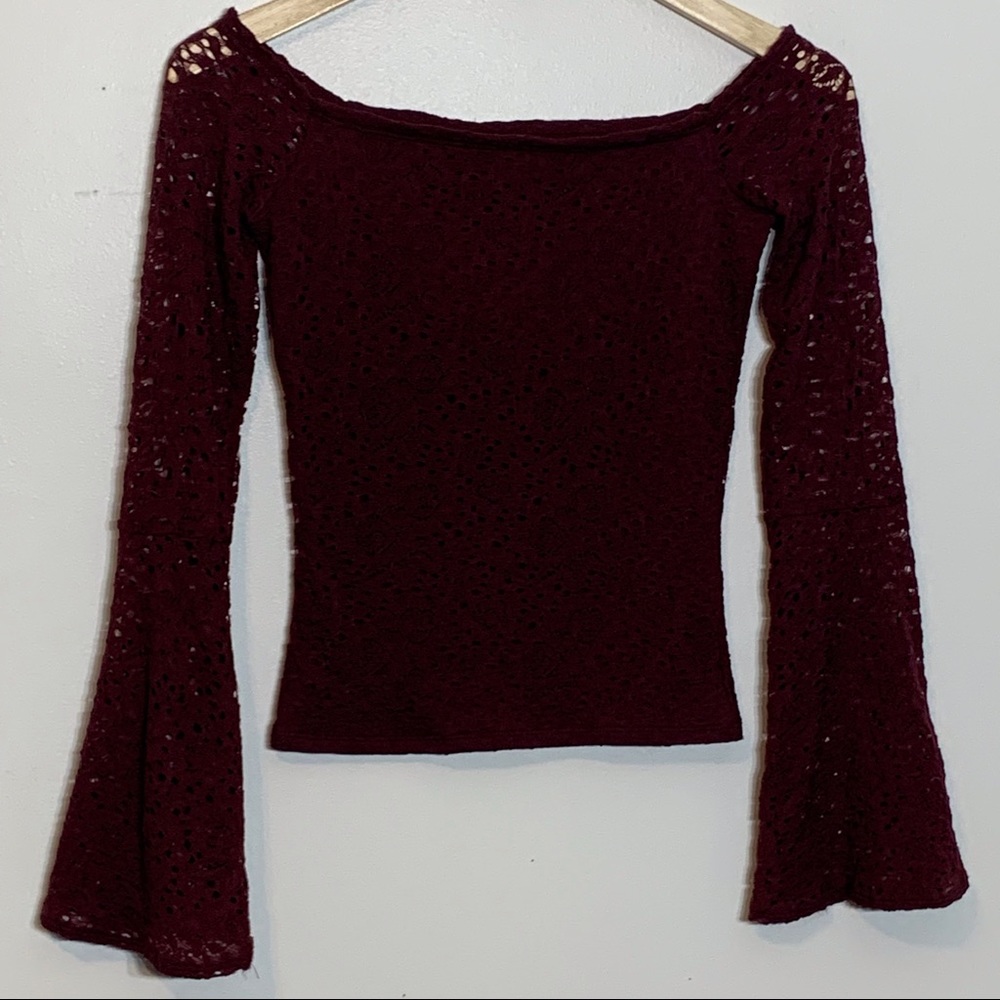 NWT Hollister burgundy lace bell‎ sleeve blouse Size Small Boho Romantic Elegant